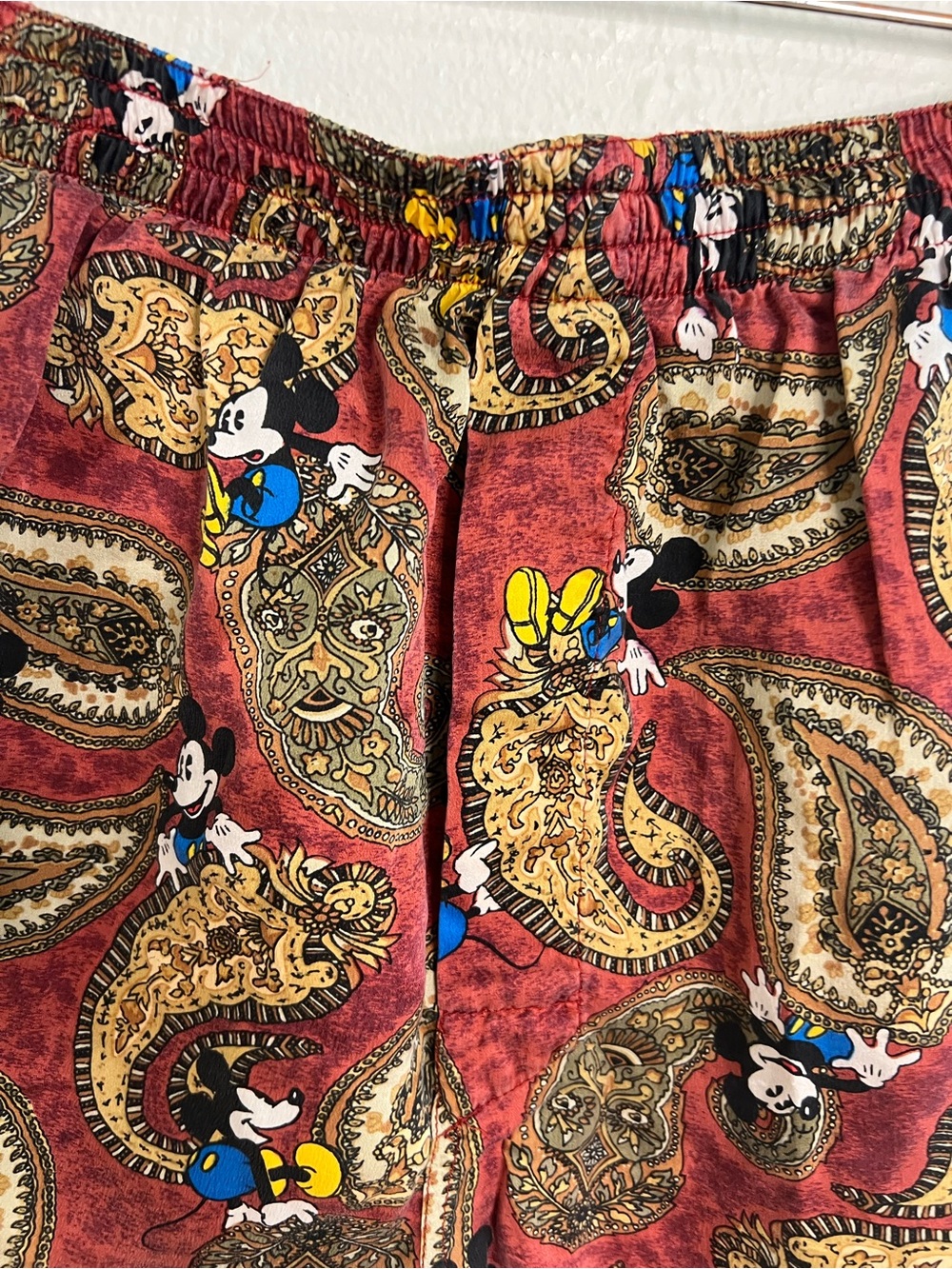 Vintage Disney Red Paisley Mickey & Co. Silk Lounge Shorts size Large - Picture 4 of 9